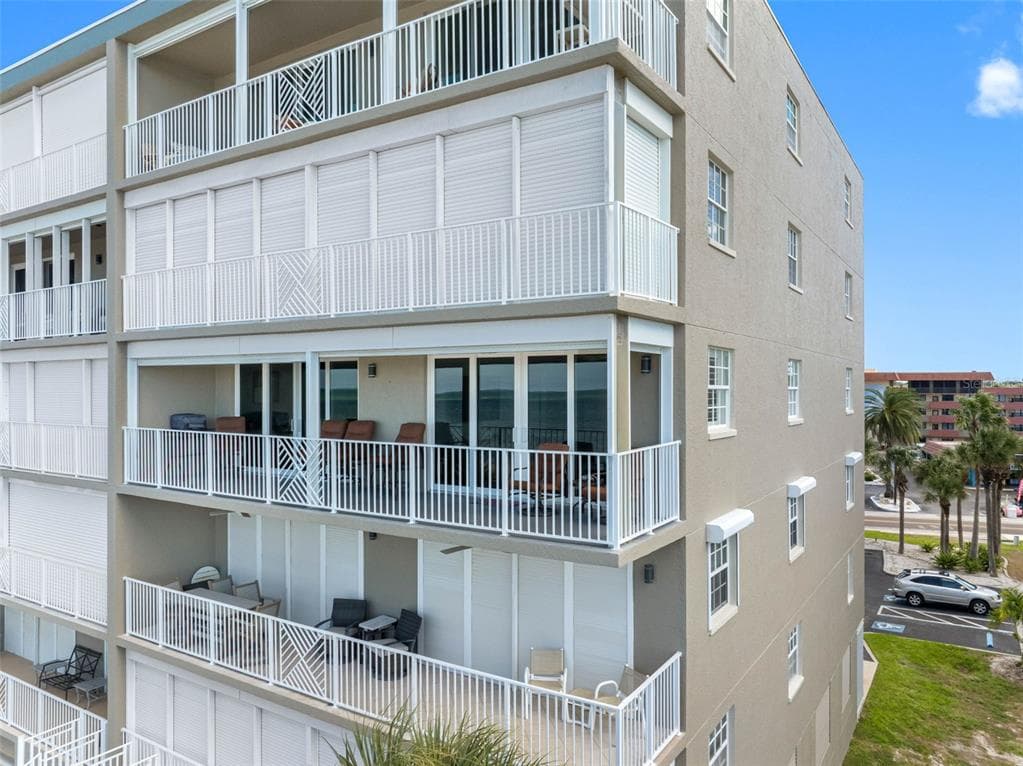 19710 GULF BOULEVARD 301 photo 14