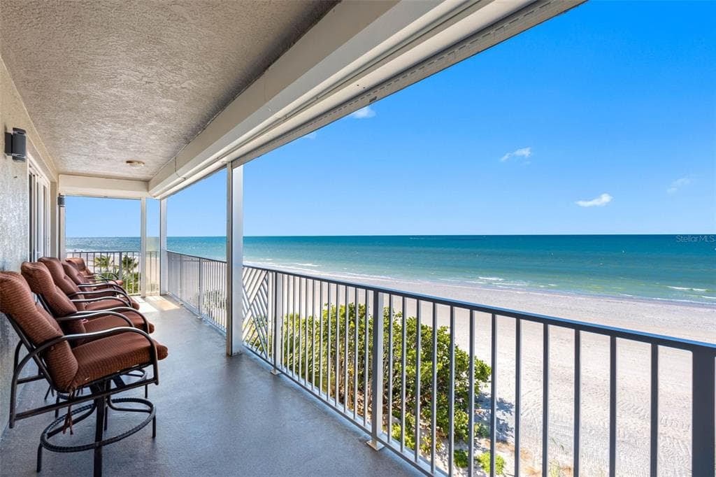 19710 GULF BOULEVARD 301 photo 11