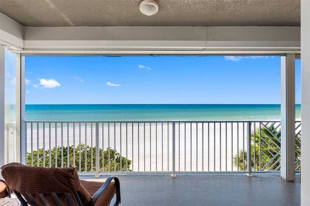 19710 GULF BOULEVARD 301 photo 8