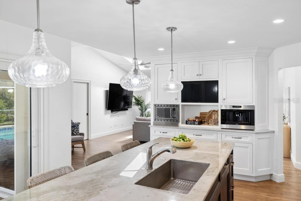 500 DONA DRIVE photo 16