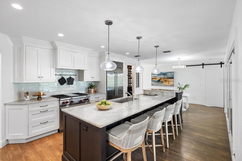 500 DONA DRIVE photo 11
