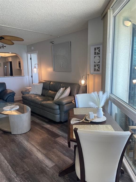 690 ISLAND WAY 1112 photo 17