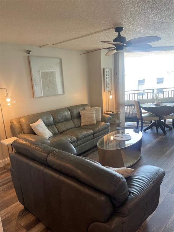 690 ISLAND WAY #1112 5