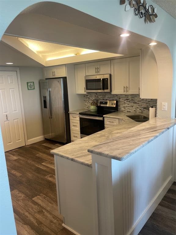 690 ISLAND WAY 1112 photo 14