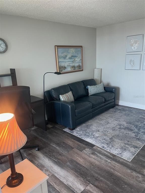 690 ISLAND WAY 1112 photo 11