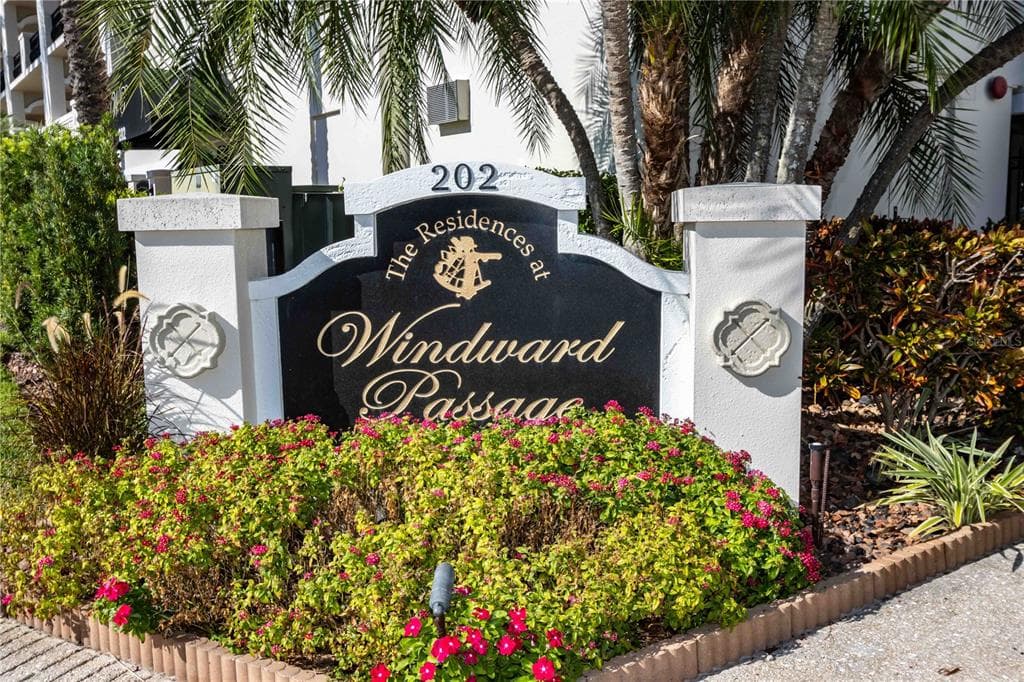202 WINDWARD PASSAGE 603 photo 2