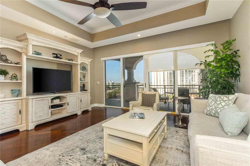 202 WINDWARD PASSAGE 603 photo 22