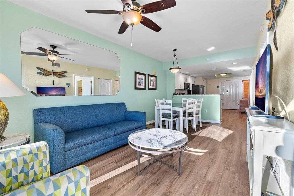 12000 GULF BOULEVARD 501-W photo 6