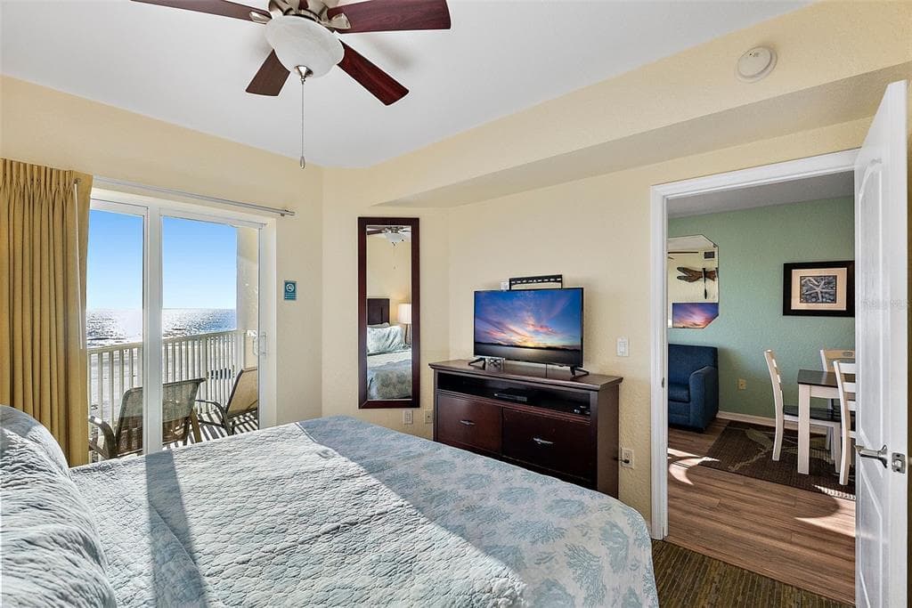 12000 GULF BOULEVARD 501-W photo 17