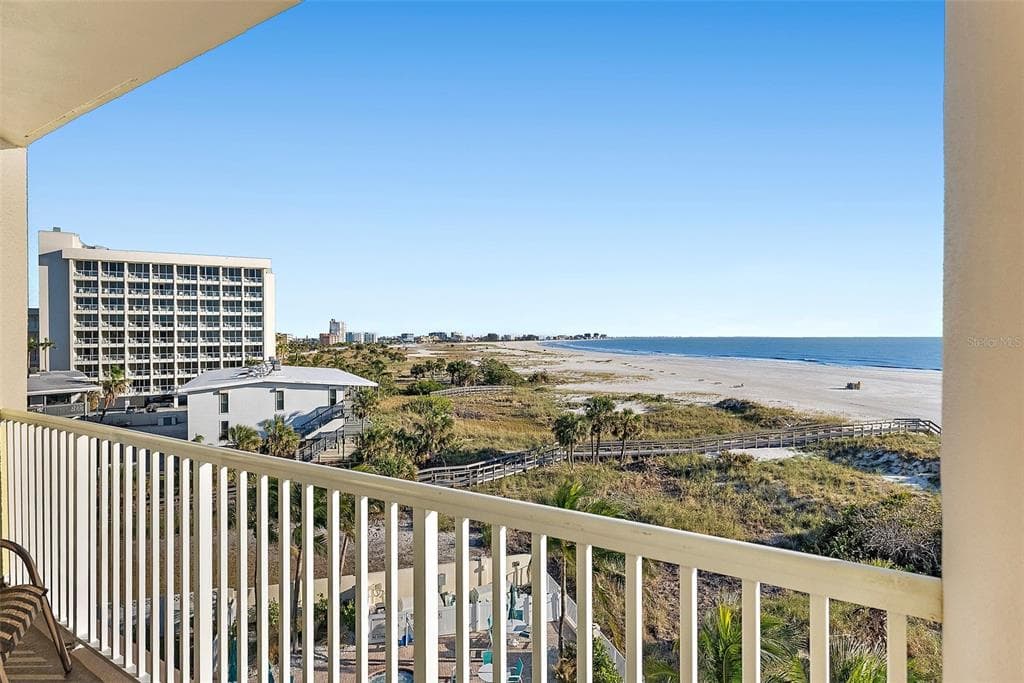 12000 GULF BOULEVARD 501-W photo 3