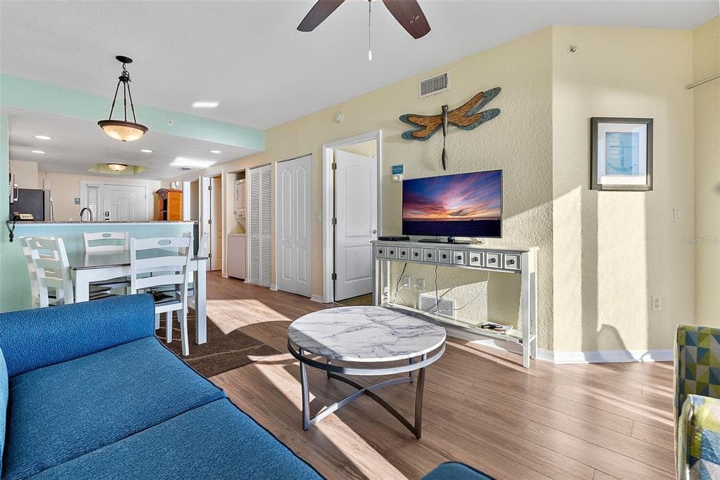 12000 GULF BOULEVARD 501-W photo 5