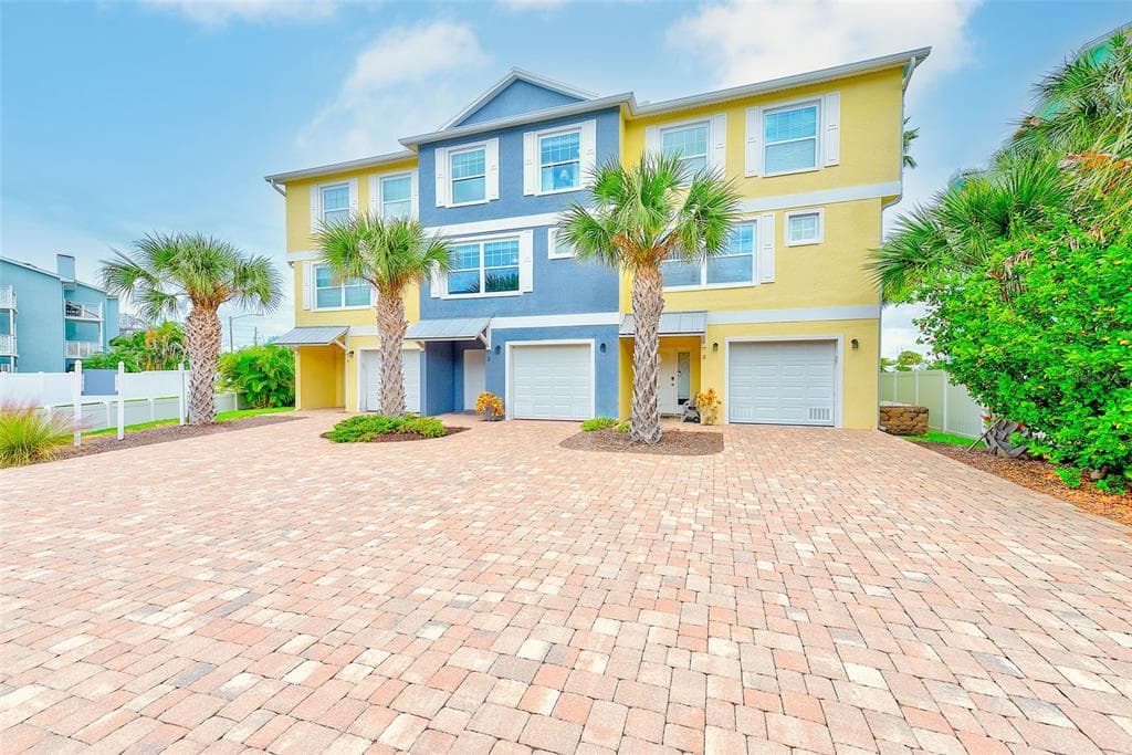 100 WINDRUSH BOULEVARD 2 photo 6