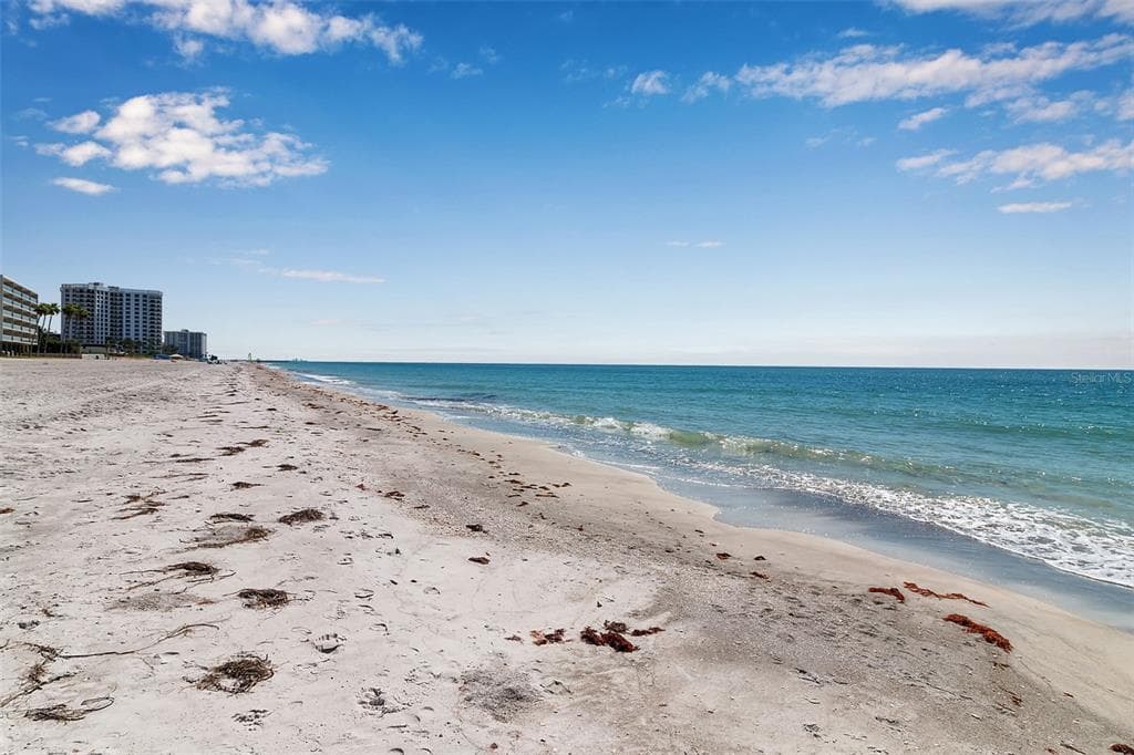 2819 GULF OF MEXICO DRIVE photo 6