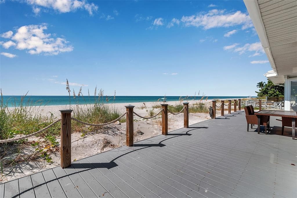 2819 GULF OF MEXICO DRIVE photo 3