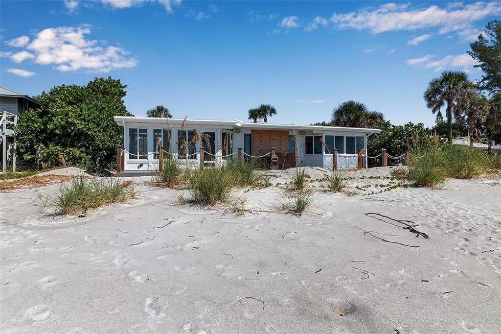 2819 GULF OF MEXICO DRIVE photo 10