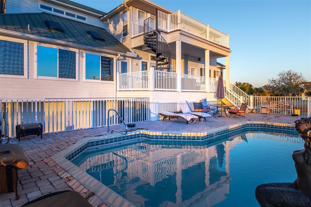 2130 NW 14TH STREET 3