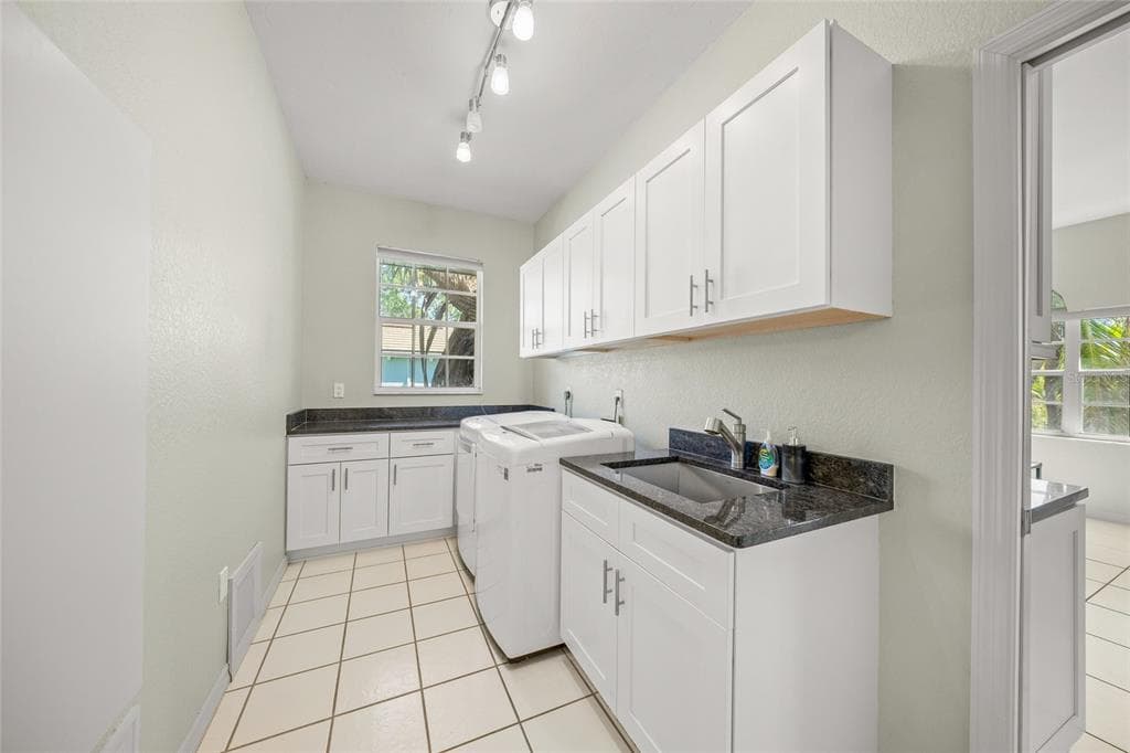 569 JUAN ANASCO DRIVE photo 20