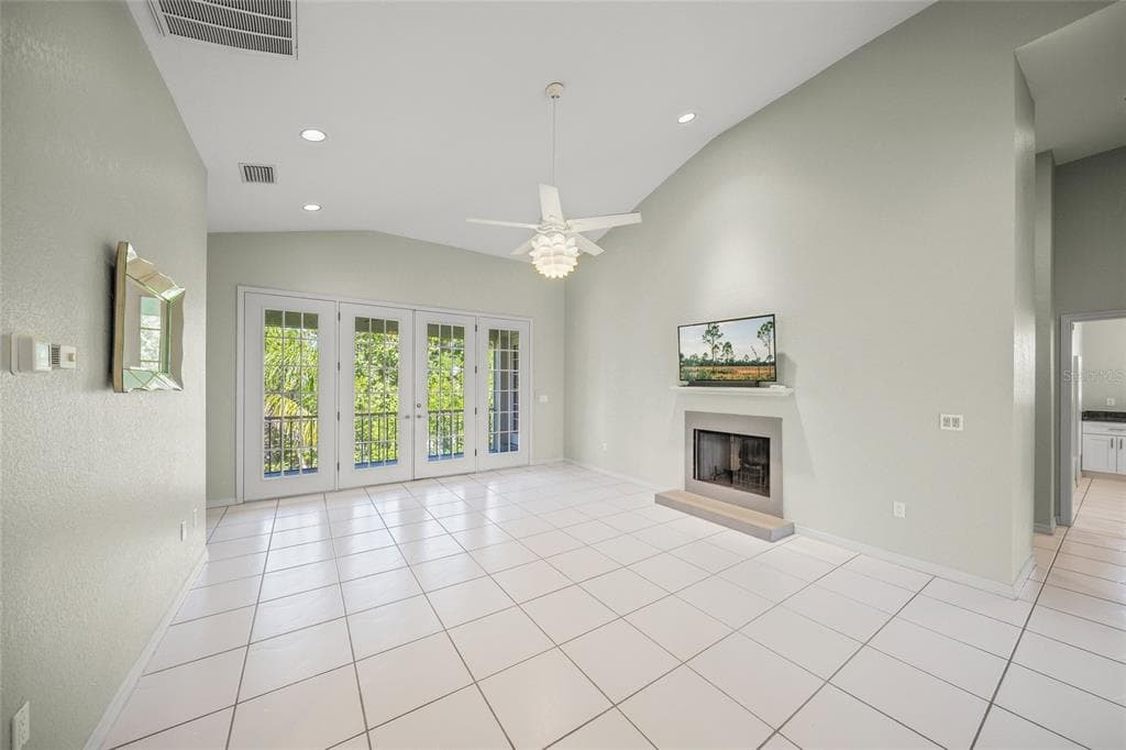 569 JUAN ANASCO DRIVE photo 21