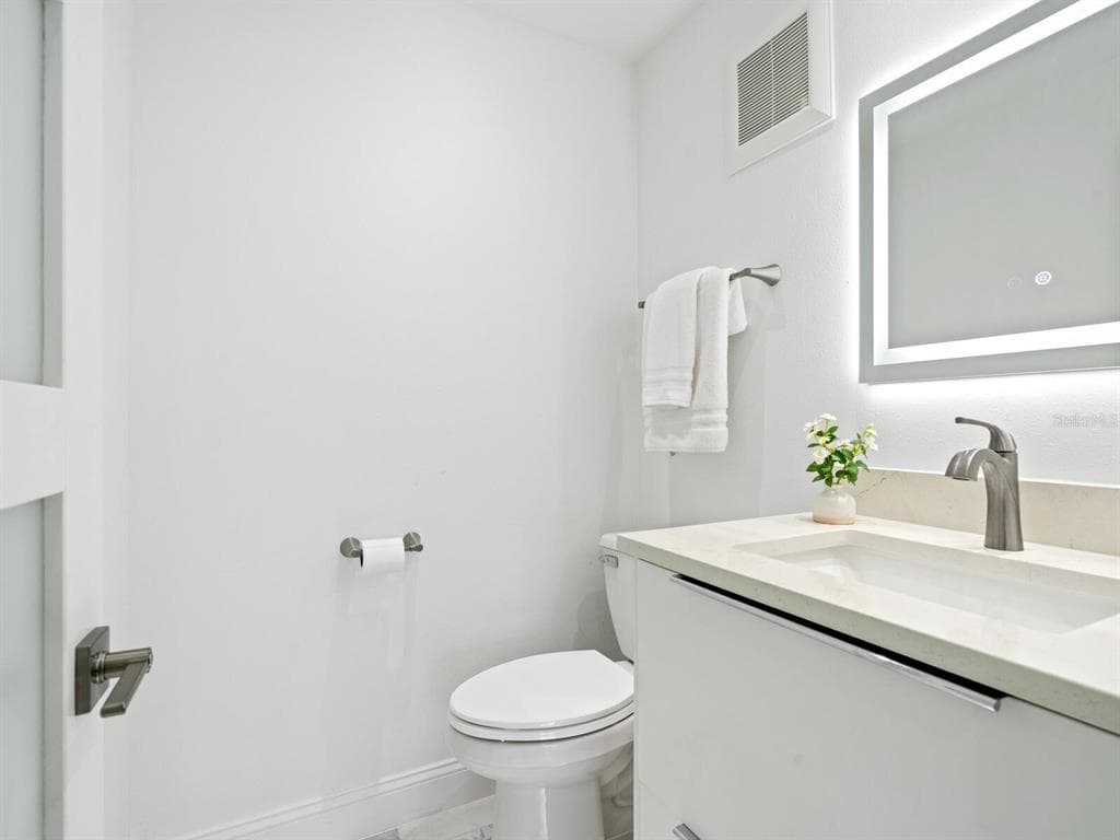 5400 OCEAN BOULEVARD 5-3 photo 16