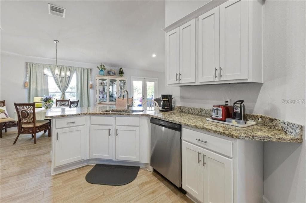 15251 APPLETON BOULEVARD photo 15