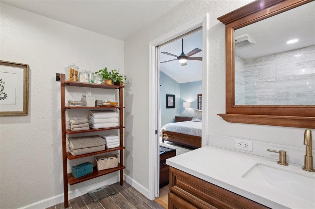 3140 N CANAL DRIVE photo 17