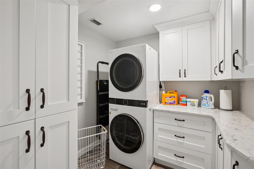 3140 N CANAL DRIVE photo 14