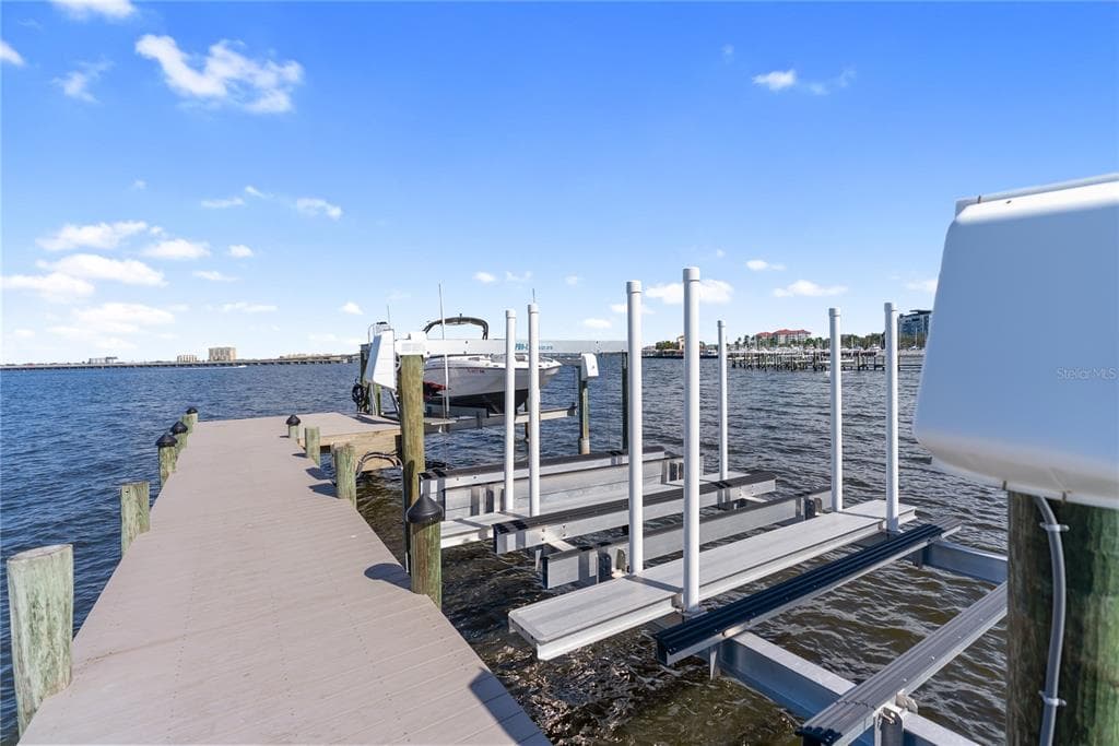 1710 POINT PLEASANT AVENUE W photo 10