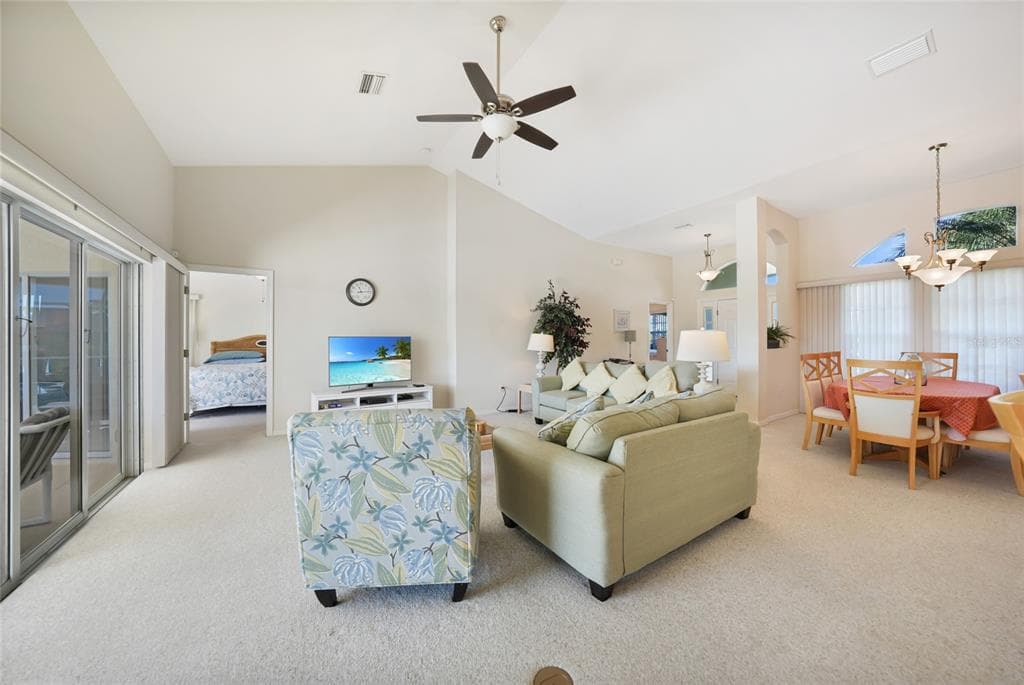 1185 ROTONDA CIRCLE photo 23