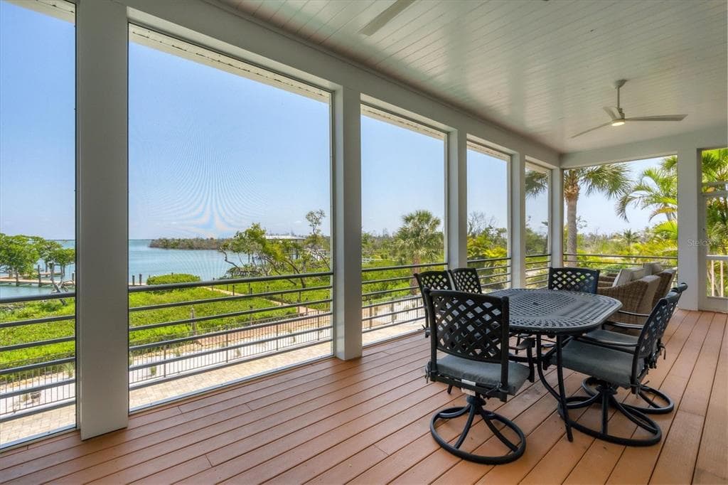 19 GROUPER HOLE DRIVE photo 21