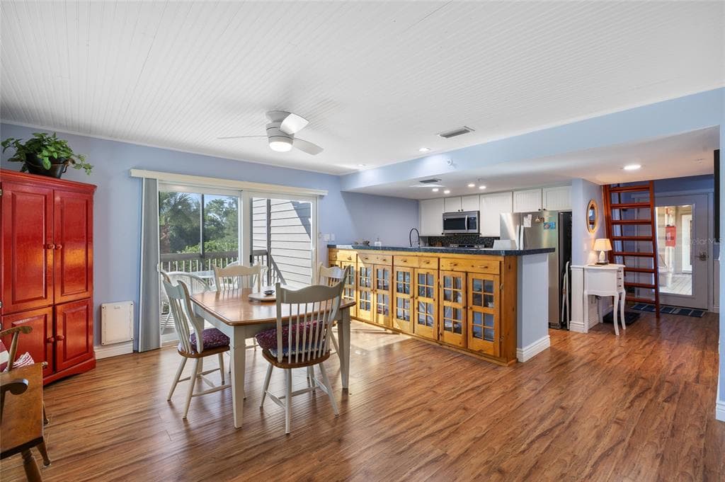 9200 LITTLE GASPARILLA ISLAND 301 photo 12