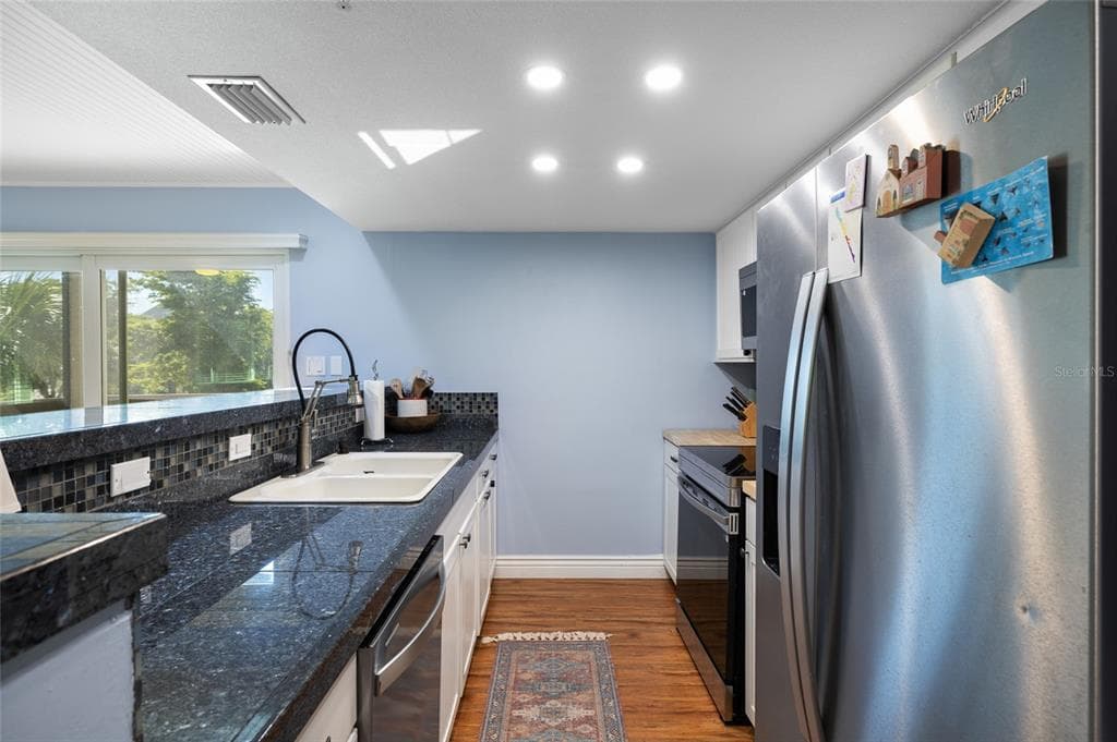 9200 LITTLE GASPARILLA ISLAND 301 photo 14