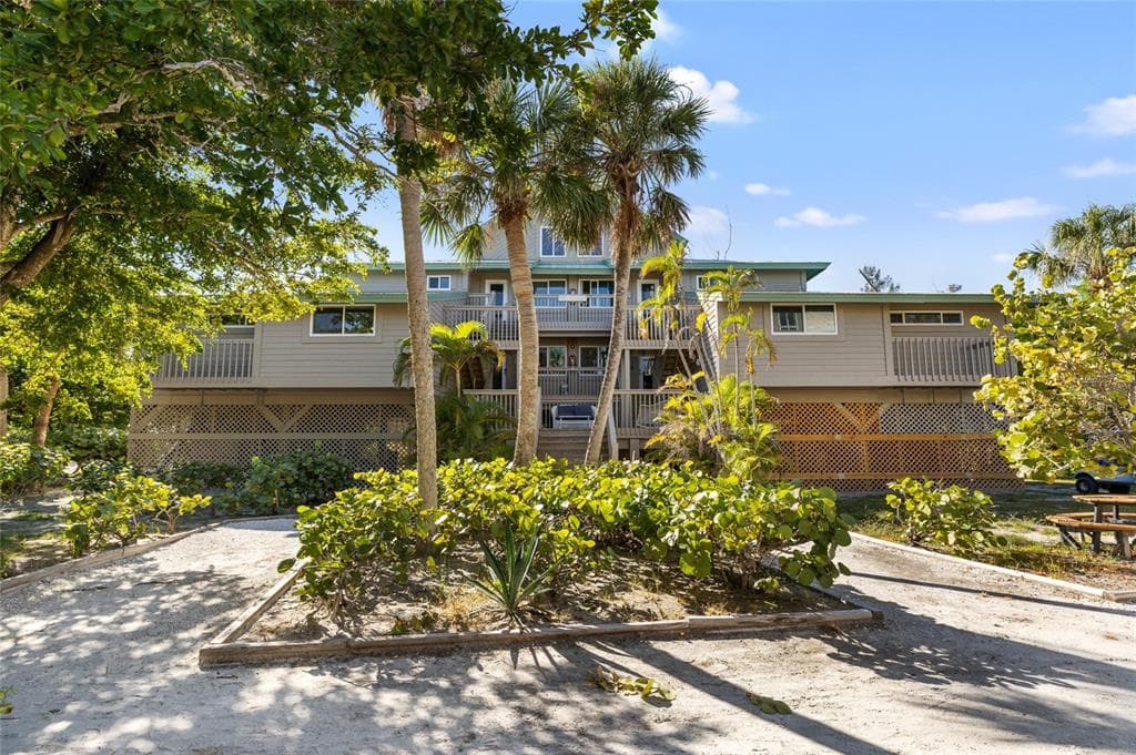 9200 LITTLE GASPARILLA ISLAND 301 photo 4