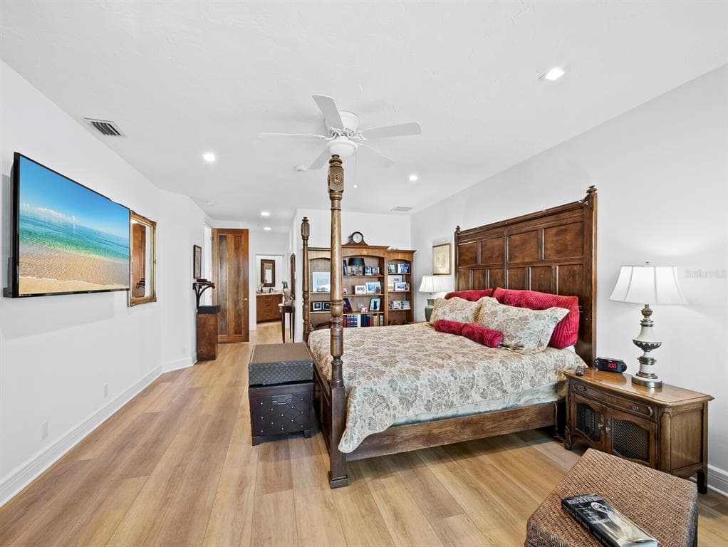340 GULF OF MEXICO DRIVE 112 photo 24