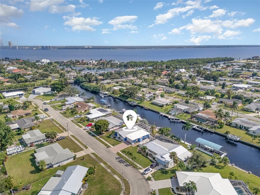 1661 SWAN TERRACE photo 2