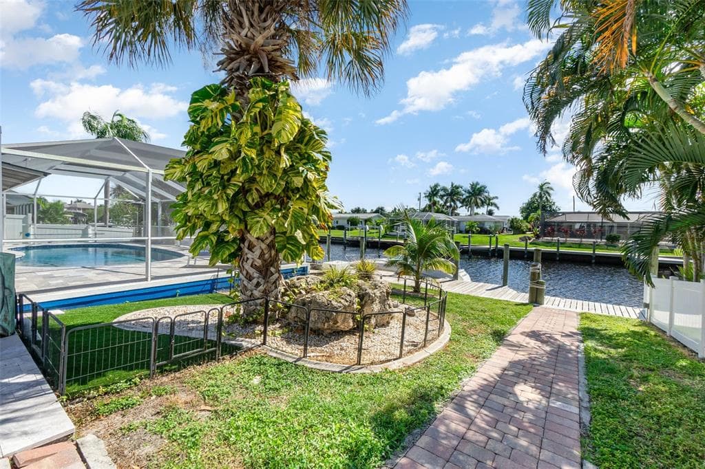 1661 SWAN TERRACE photo 1