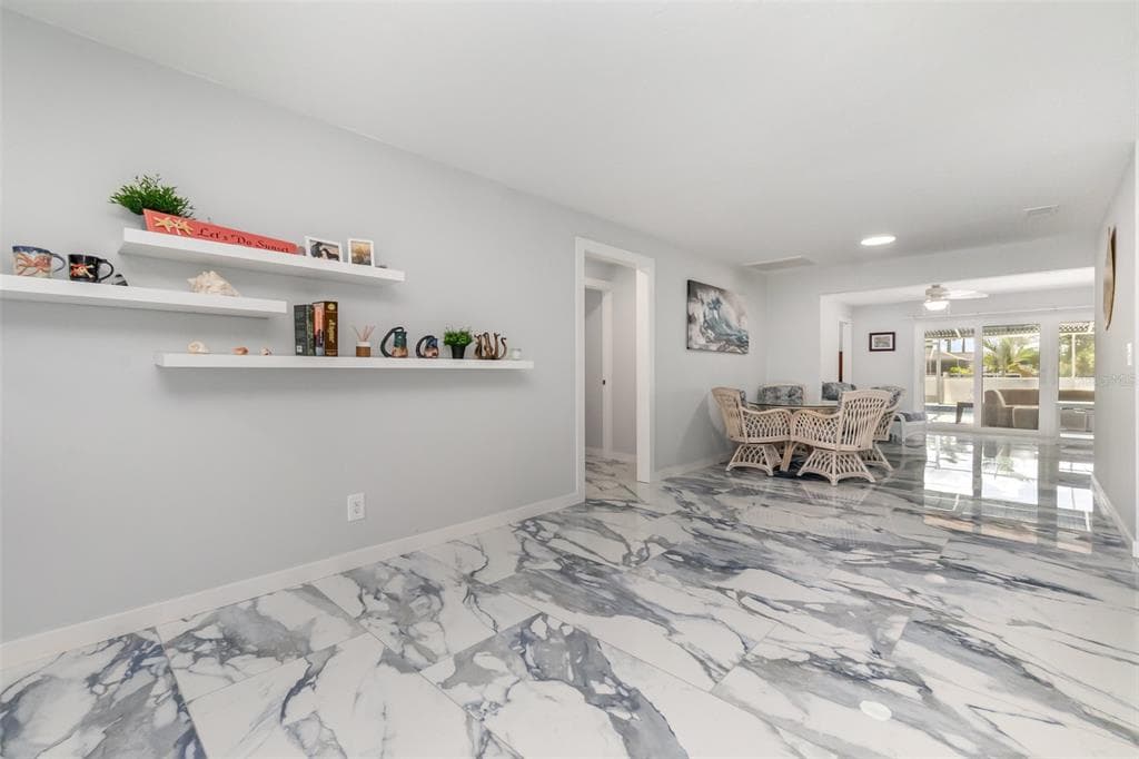 1661 SWAN TERRACE photo 11