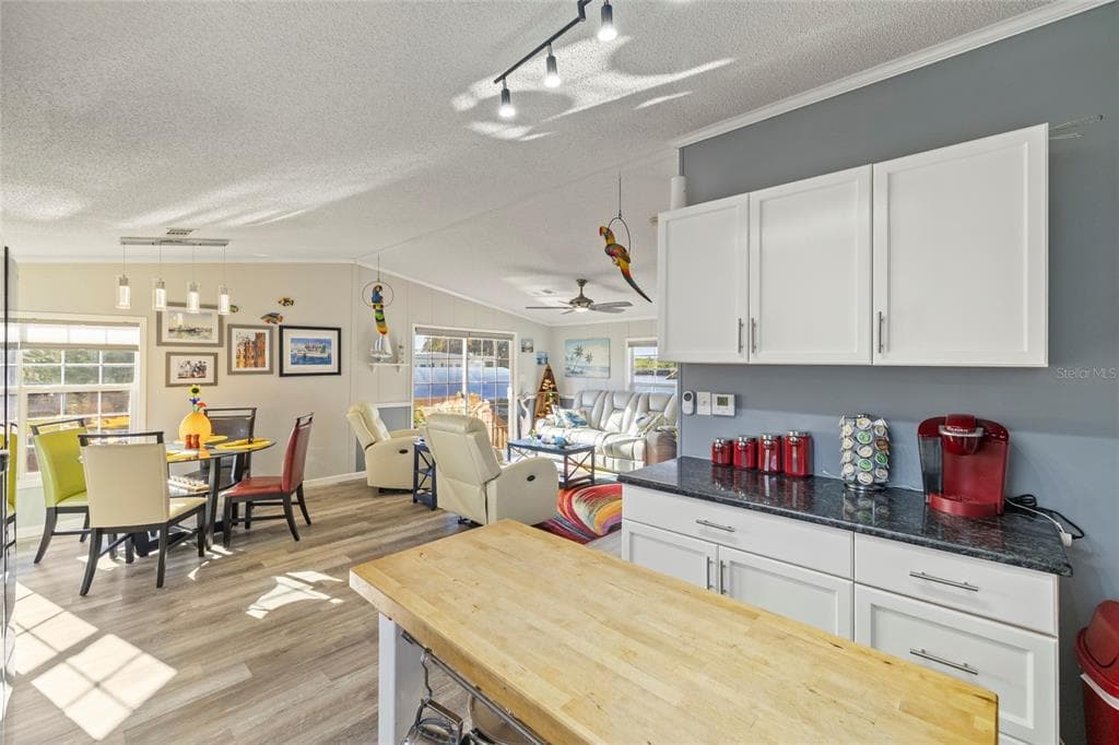 3413 BAYSIDE PARKWAY photo 18