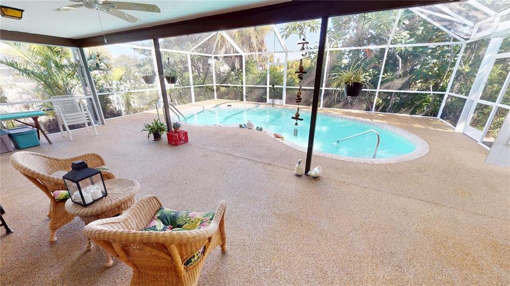 18422 BURKHOLDER CIRCLE photo 2