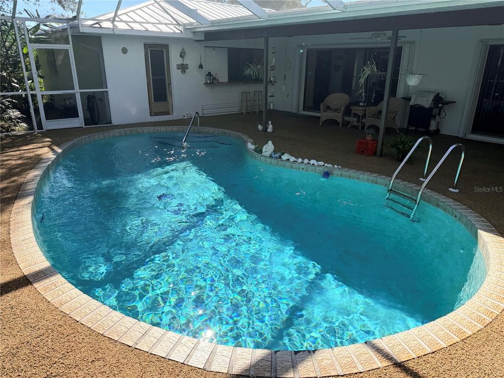 18422 BURKHOLDER CIRCLE photo 10