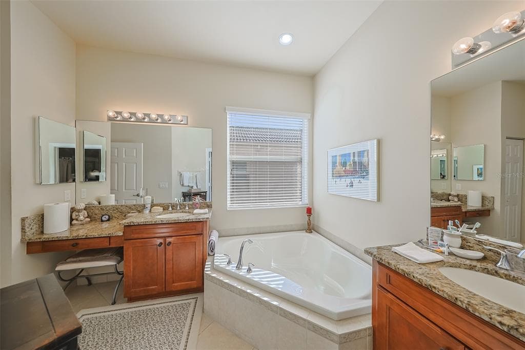 15948 COBBLE MILL DRIVE photo 21