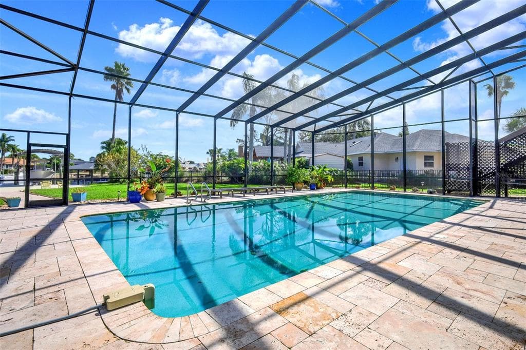 301 QUAY ASSISI 3