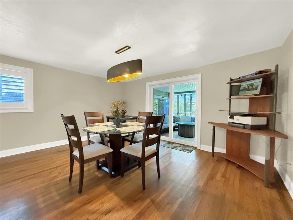 301 QUAY ASSISI photo 14