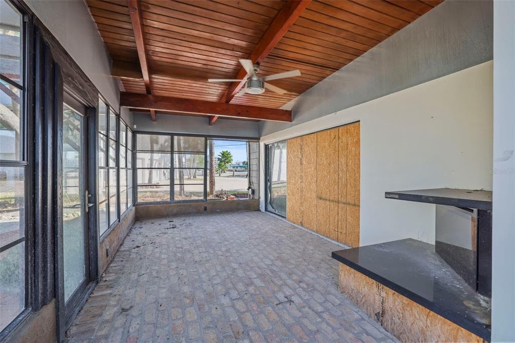 11921 LAGOON LANE photo 15