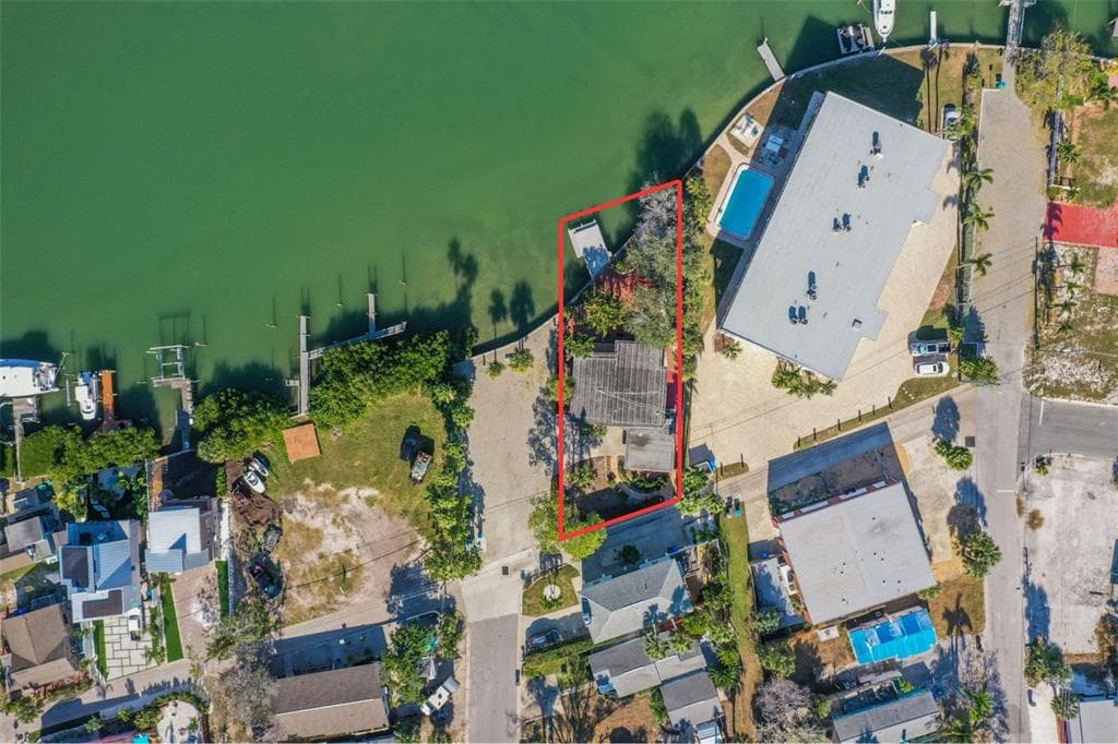 11921 LAGOON LANE photo 25
