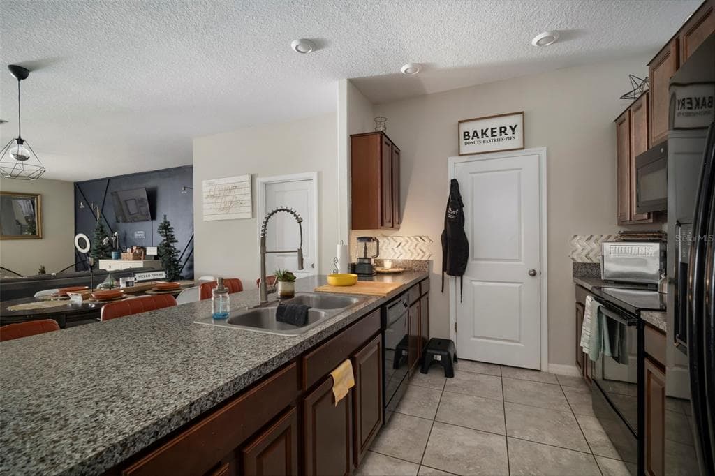 10523 LAKE MONTAUK DRIVE photo 13