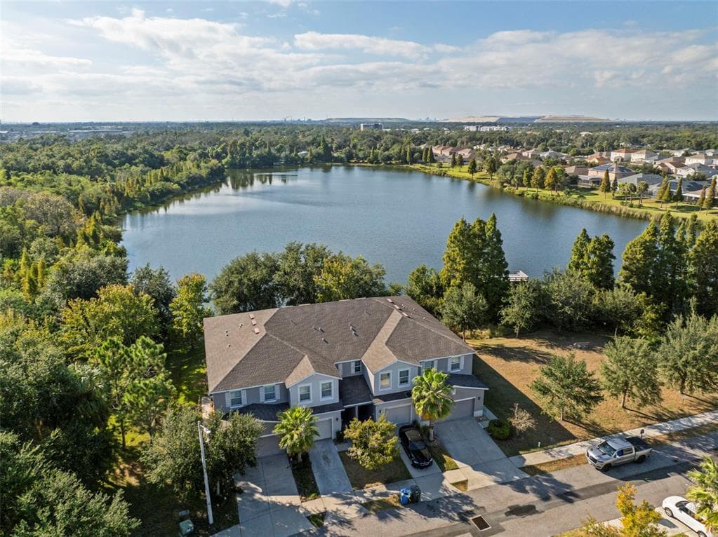 10523 LAKE MONTAUK DRIVE 3