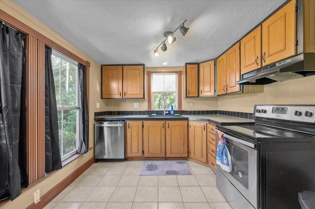 21317 SE 111TH AVENUE photo 16
