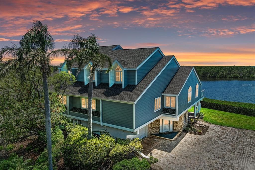12 TIDY ISLAND BOULEVARD photo 1