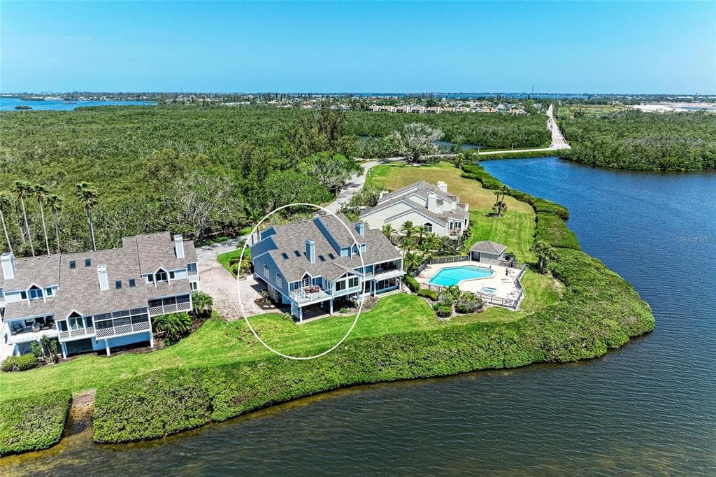 12 TIDY ISLAND BOULEVARD photo 5