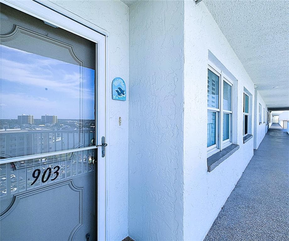6060 SHORE BOULEVARD S 903 photo 16